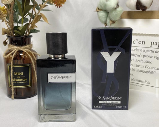 YvesSaintLaurent nero